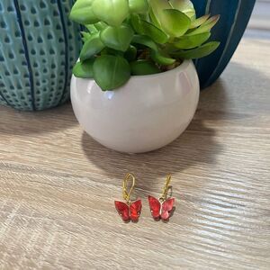 5/$25 Hypoallergenic Acrylic Butterfly Huggie Hoop